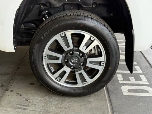 Used 2019 Toyota Tundra SR5 w/ SR5 Upgrade Package image 13