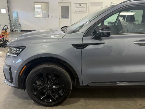 Used 2021 Kia Sorento SX image 14