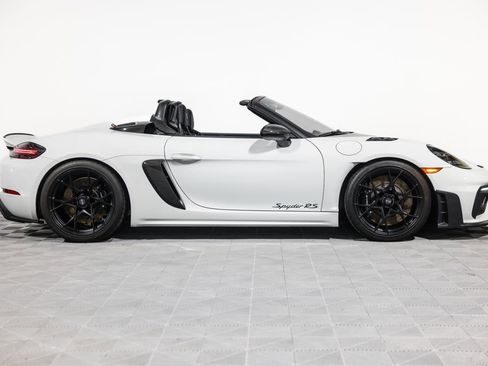 Used 2024 Porsche 718 Boxster Spyder RS w/ Weissach Package RWD image 9