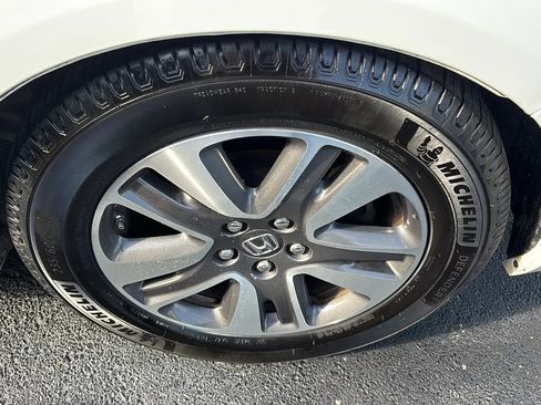 Used 2014 Honda Odyssey Touring image 30