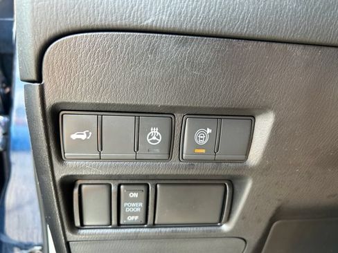 Certified 2023 Nissan Armada SL w/ Cargo Package AWD/4WD image 22