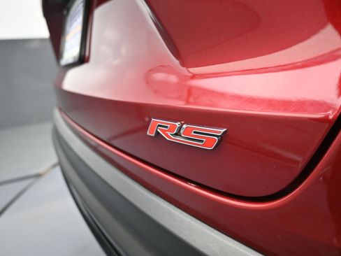 Used 2024 Chevrolet Trax RS w/ Sunroof Package FWD image 34