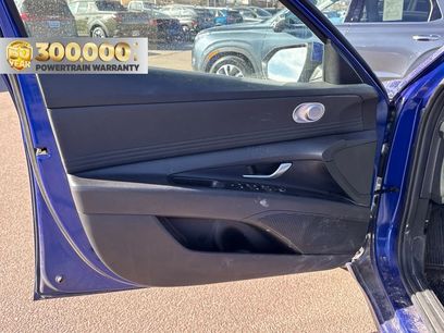 Certified 2025 Hyundai Elantra SEL