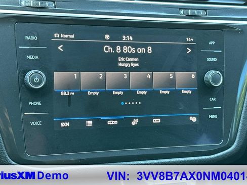 Used 2022 Volkswagen Tiguan SE R-Line AWD/4WD image 29