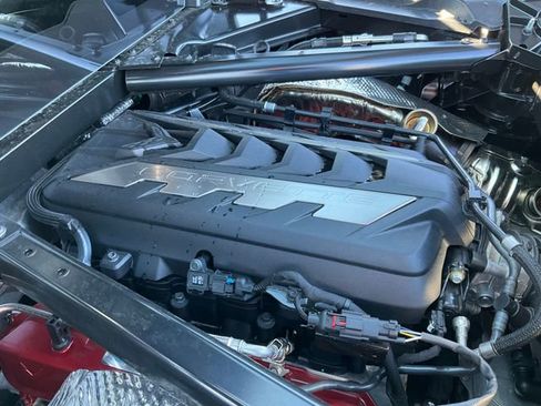 Used 2025 Chevrolet Corvette Stingray image 16