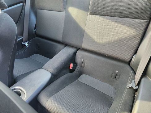 Used 2017 Toyota 86 RWD image 9