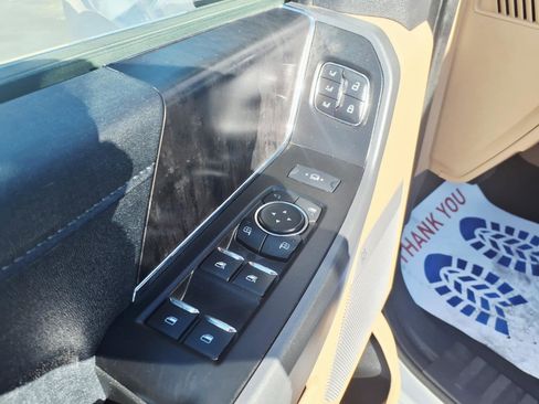 Certified 2023 Ford F250 Lariat w/ Lariat Ultimate Package image 22