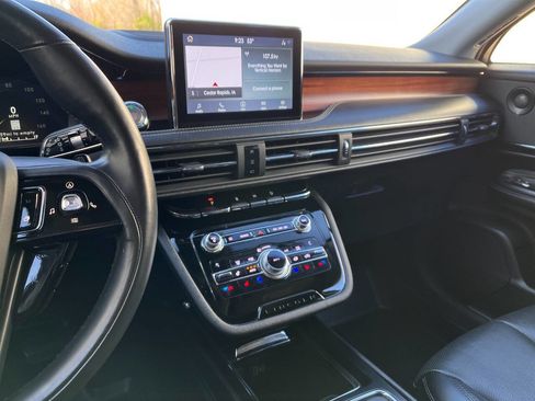 Used 2020 Lincoln Corsair Reserve w/ Equipment Group 201A image 12