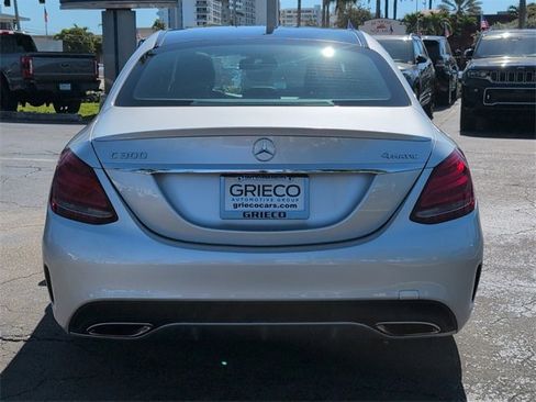 Used 2018 Mercedes-Benz C 300 4MATIC Sedan image 5