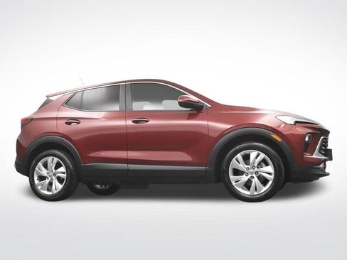 Used 2024 Buick Encore GX Preferred FWD image 23