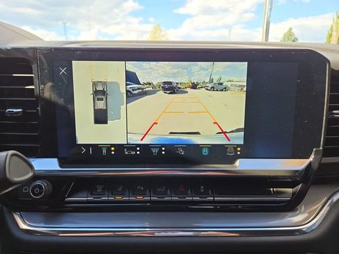 Used 2024 Chevrolet Silverado 2500 High Country w/ Technology Package AWD/4WD image 27
