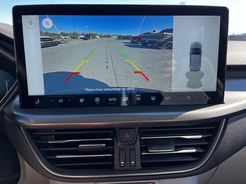 New 2025 Ford Escape SE image 15