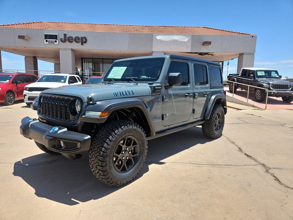 Used 2024 Jeep Wrangler Unlimited AWD/4WD image 1