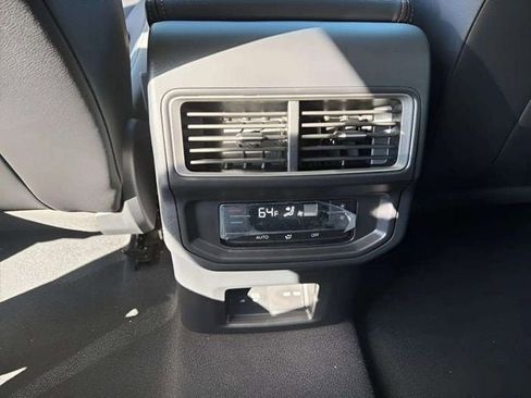 New 2026 Volkswagen Atlas Peak Edition AWD/4WD image 5