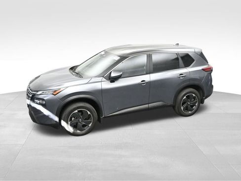 Used 2025 Nissan Rogue SV image 19
