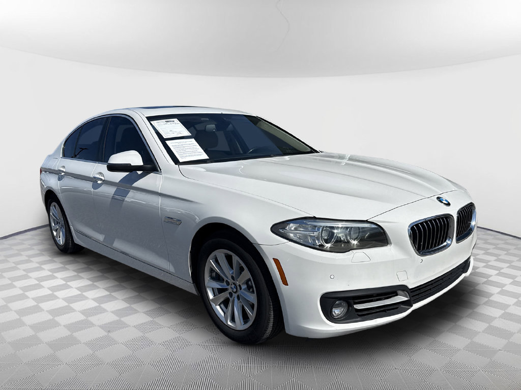 Used 2016 BMW 528i Sedan RWD image 2