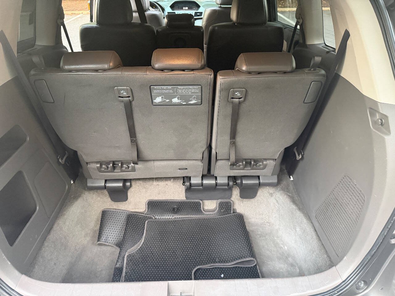 Used 2012 Honda Odyssey Touring image 11