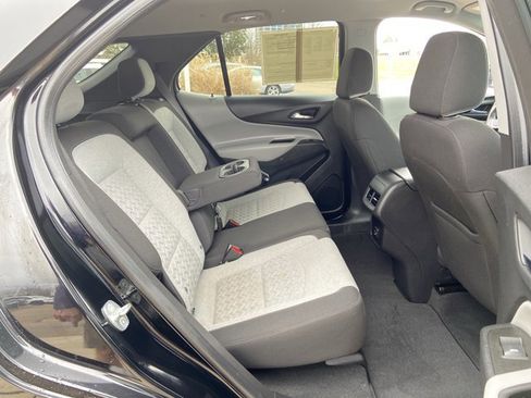 Used 2023 Chevrolet Equinox LS w/ LS Convenience Package image 13