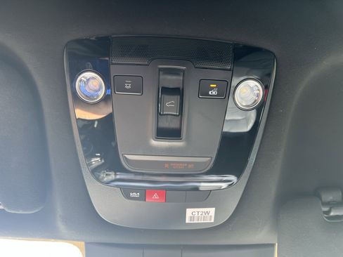 Used 2025 Kia Sorento SX Prestige image 28