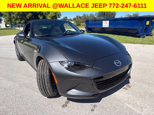 Used 2016 MAZDA MX-5 Miata Grand Touring RWD image 4