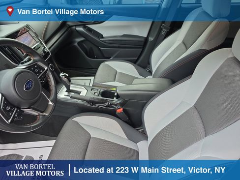 Used 2021 Subaru Crosstrek 2.0i Premium AWD/4WD image 10