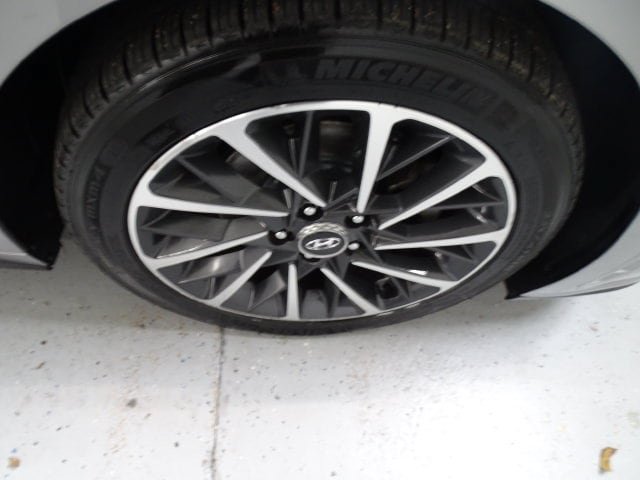 Used 2020 Hyundai Sonata Limited FWD image 31