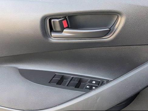 Used 2024 Toyota Corolla LE FWD image 23