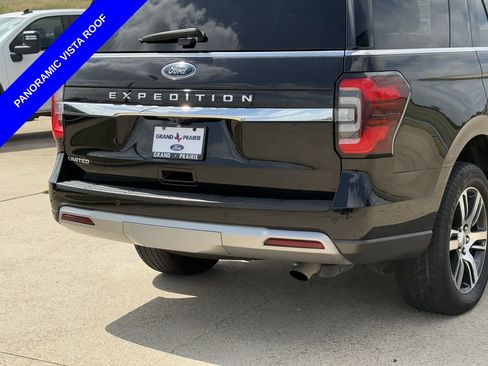 Used 2022 Ford Expedition Limited RWD image 9
