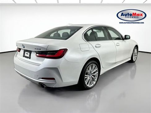 Used 2024 BMW 330i xDrive 330i xDrive image 2