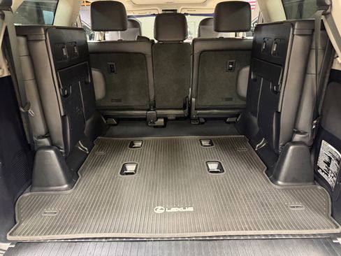Used 2016 Lexus LX 570 4WD image 29