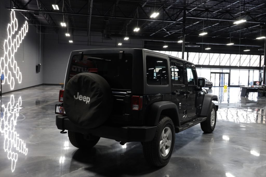 Used 2014 Jeep Wrangler Unlimited Sport w/ Quick Order Package 24S AWD/4WD image 7