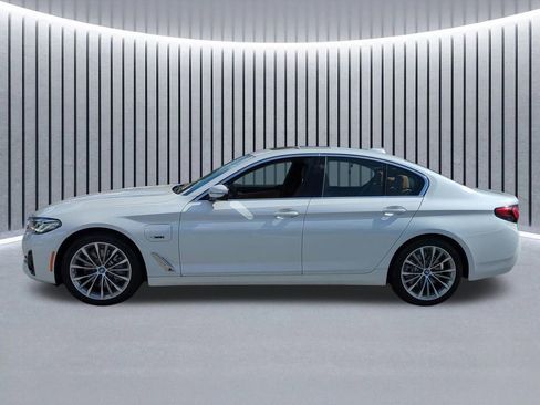 Certified 2023 BMW 530e xDrive w/ Premium Package image 8