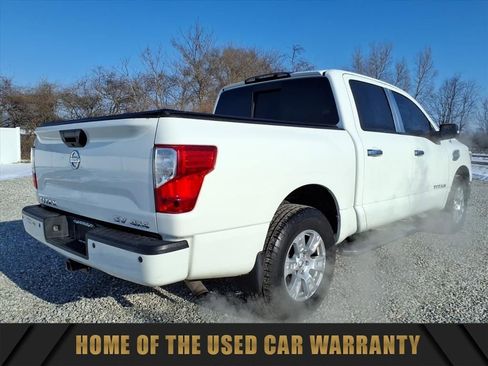 Used 2017 Nissan Titan SV image 9