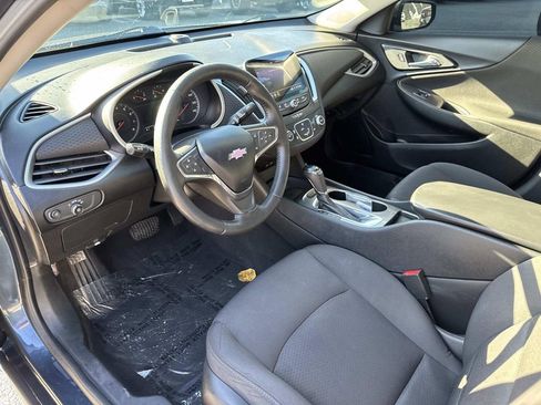 Used 2020 Chevrolet Malibu RS image 15