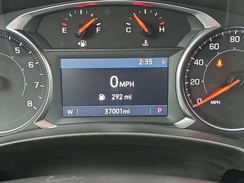 Used 2023 GMC Terrain AT4 image 13