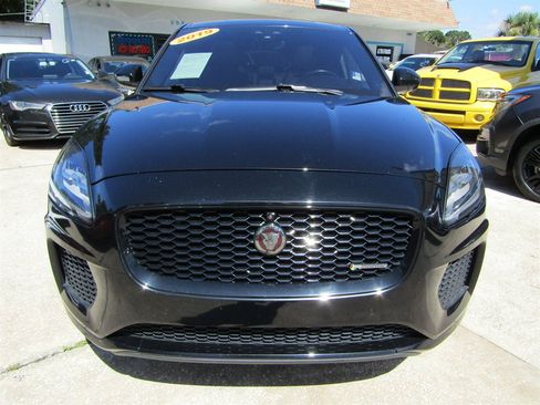 Used 2019 Jaguar E-PACE R-Dynamic HSE AWD/4WD image 2
