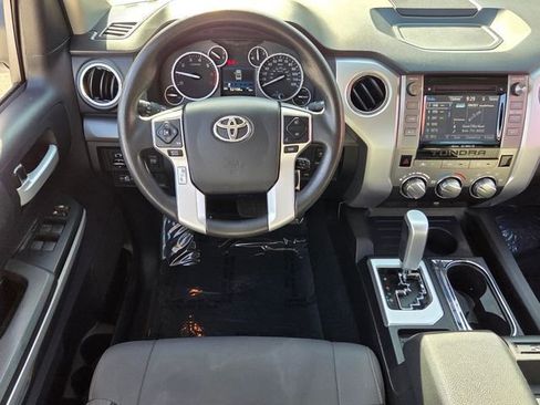 Used 2016 Toyota Tundra SR5 image 12