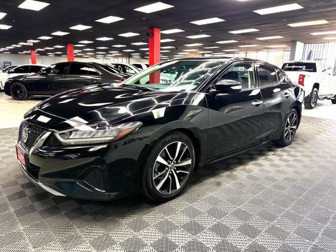 Used 2022 Nissan Maxima SV w/ Floor Mat Group FWD image 8