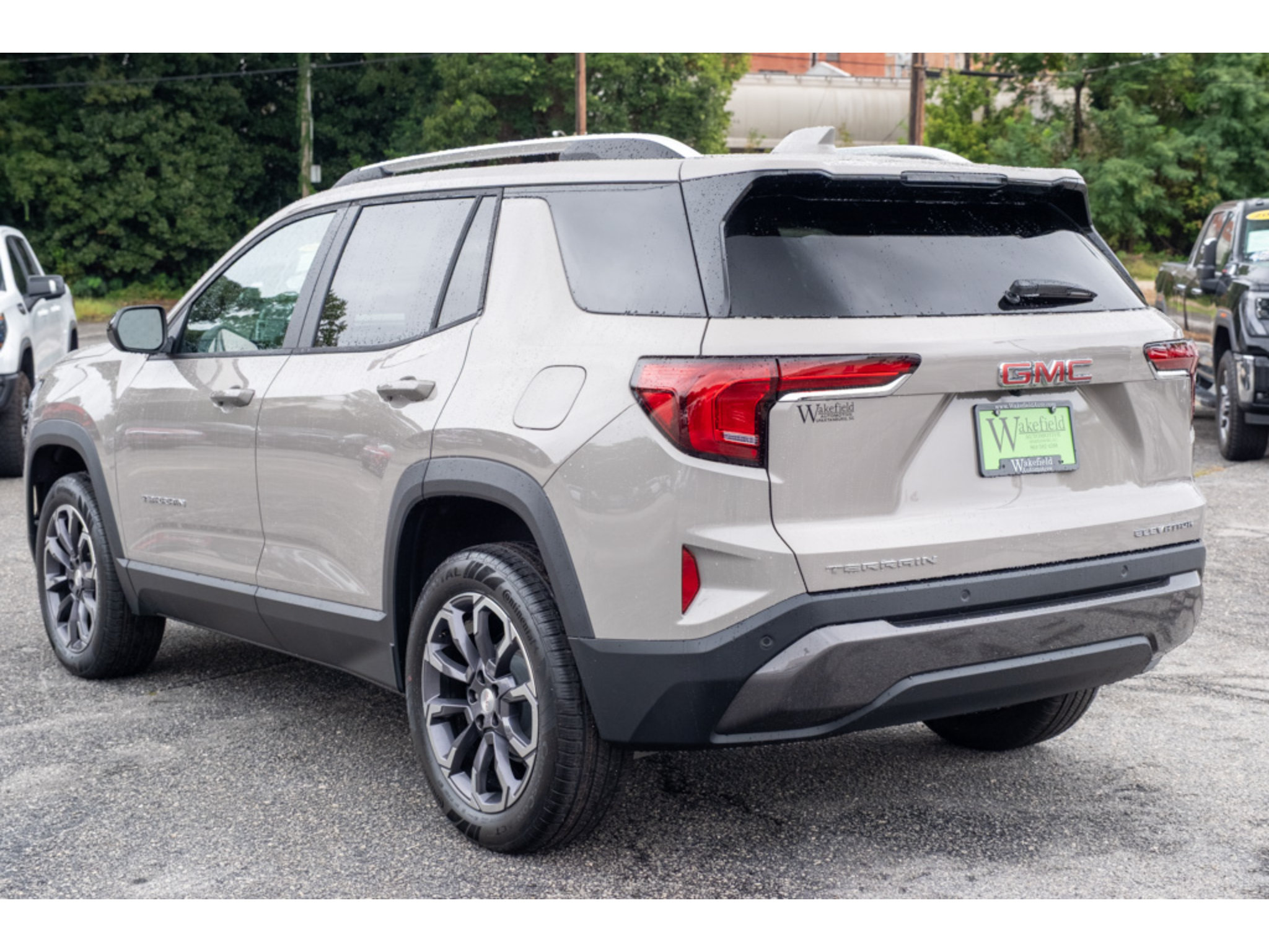 New 2027 GMC Terrain Elevation w/ Elevation Premium Package FWD image 6