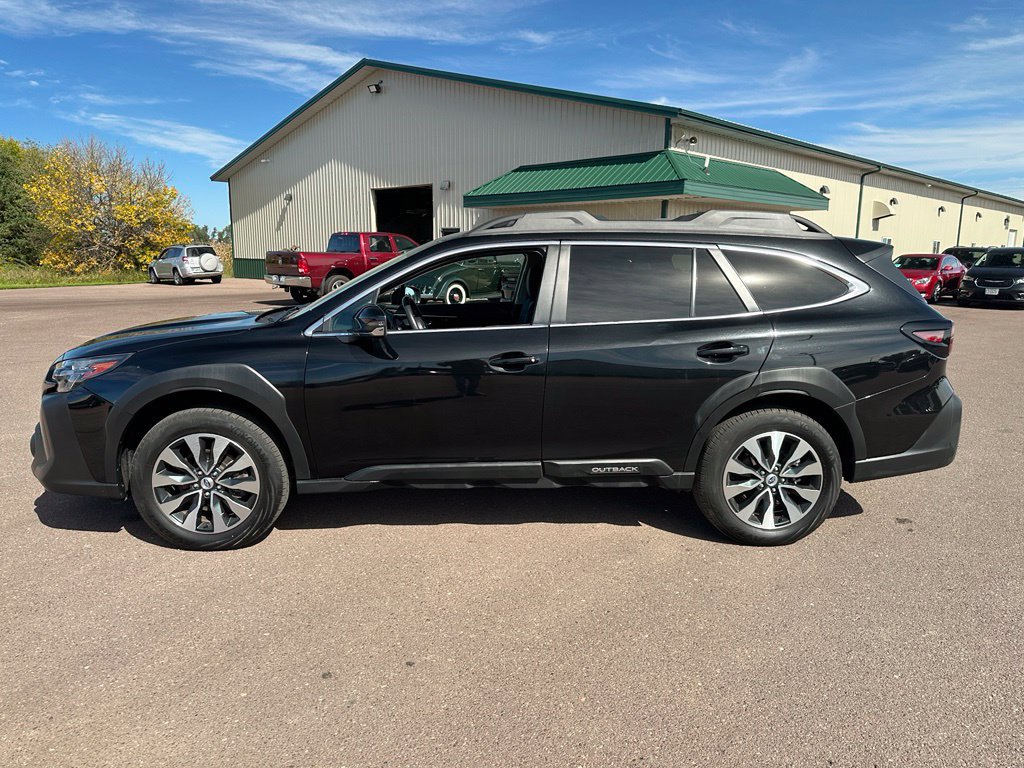 Used 2024 Subaru Outback Limited AWD/4WD image 36