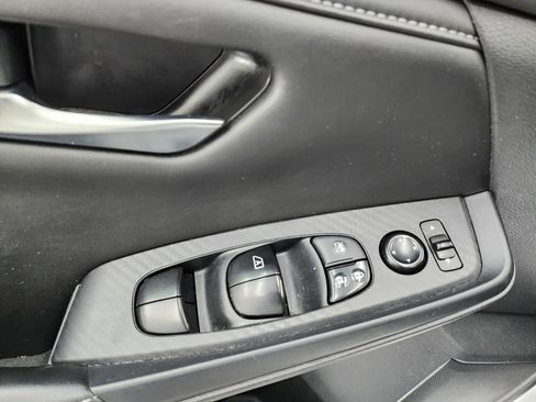 Used 2023 Nissan Sentra SV image 37