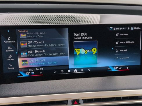 Used 2026 BMW iX xDrive60 w/ Premium Package image 23