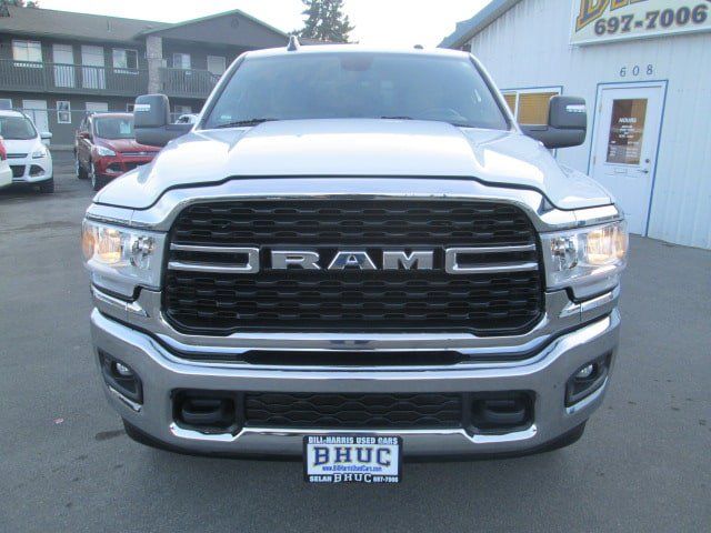 Used 2024 RAM 2500 Big Horn AWD/4WD image 2