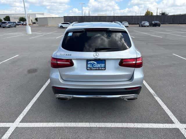 Used 2019 Mercedes-Benz GLC 300 image 4