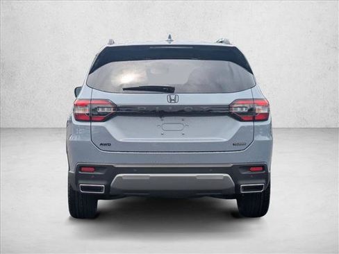 New 2026 Honda Pilot image 8