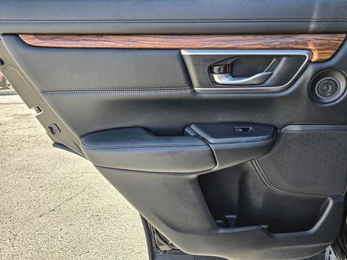 Used 2019 Honda CR-V Touring image 27