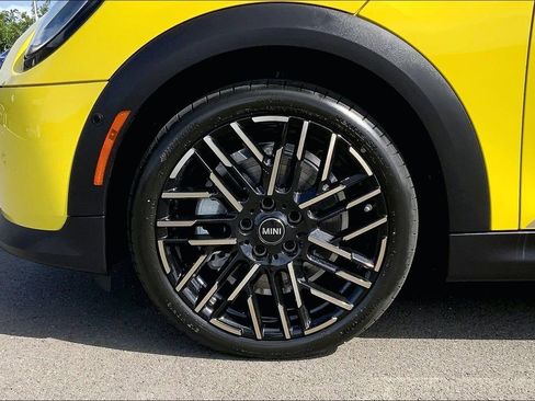 New 2026 MINI Cooper S FWD image 12