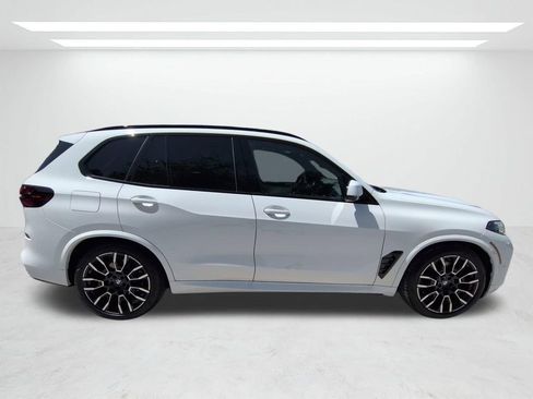 New 2026 BMW X5 xDrive40i w/ M Sport Package AWD/4WD image 3
