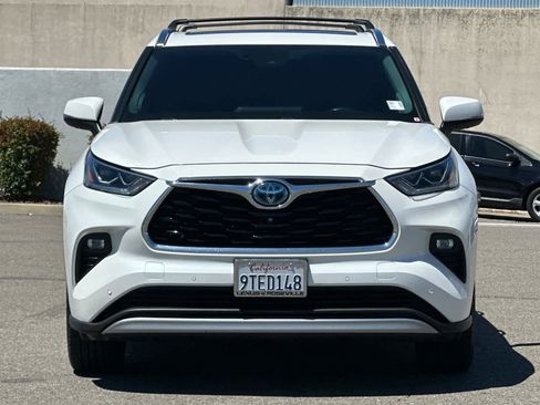 Used 2020 Toyota Highlander Platinum AWD/4WD image 10