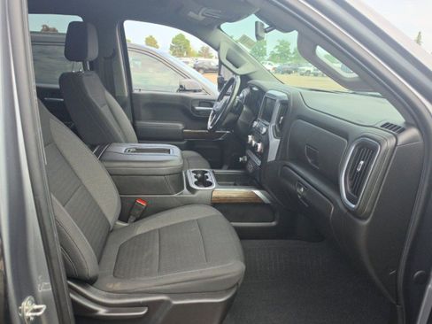 Used 2022 GMC Sierra 1500 Elevation w/ X31 Off-Road Package AWD/4WD image 8